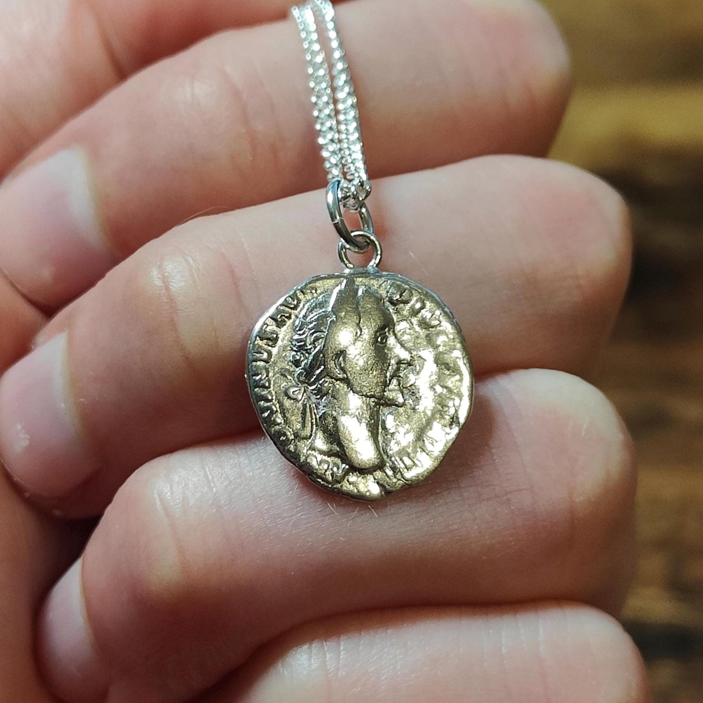 Antoninus pius Silver Denarius pendant and chain, ancient necklace - VPUKcoins