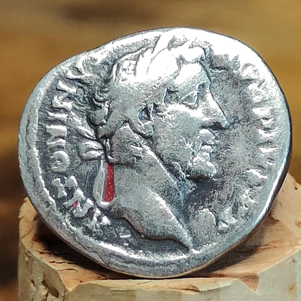 Antoninus Pius Silver Denarius with Liberalitas reverse, Ancient roman coin - VPUKcoins