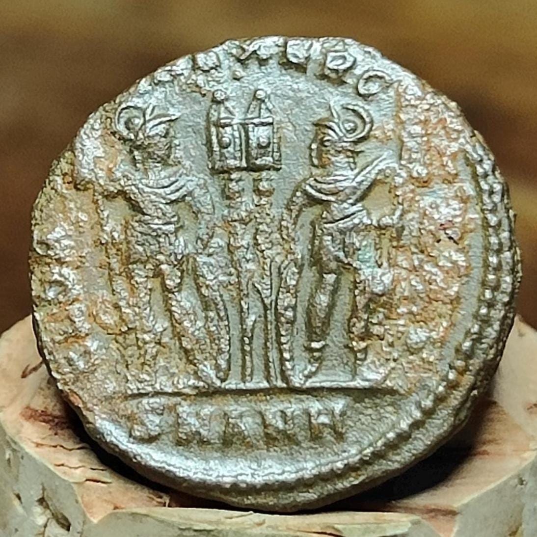 Constantine II Roman coin with Soldiers reverse, AE3, ancient Nummus - VPUKcoins
