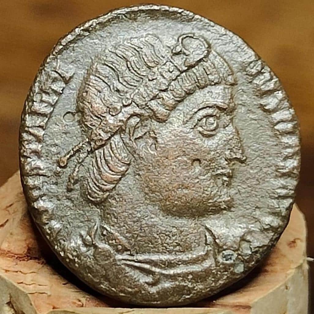 Constantine the great Roman coin with soldiers reverse, 4th century ancient nummus AE3 - VPUKcoins