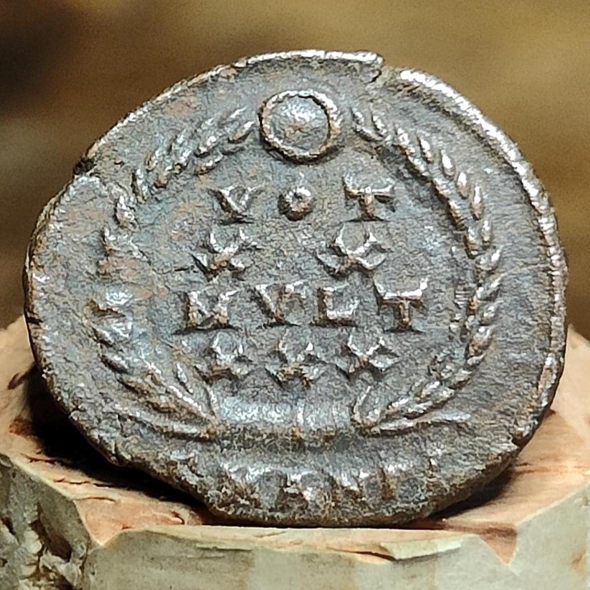 Constantius II Roman coin with votive wreath reverse, high grade ancient Nummus - VPUKcoins