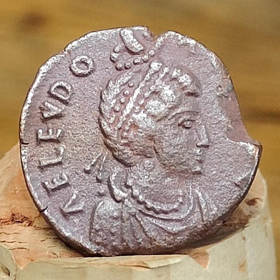 Eudoxia Roman coin with victory reverse, high grade ancient Nummus - VPUKcoins