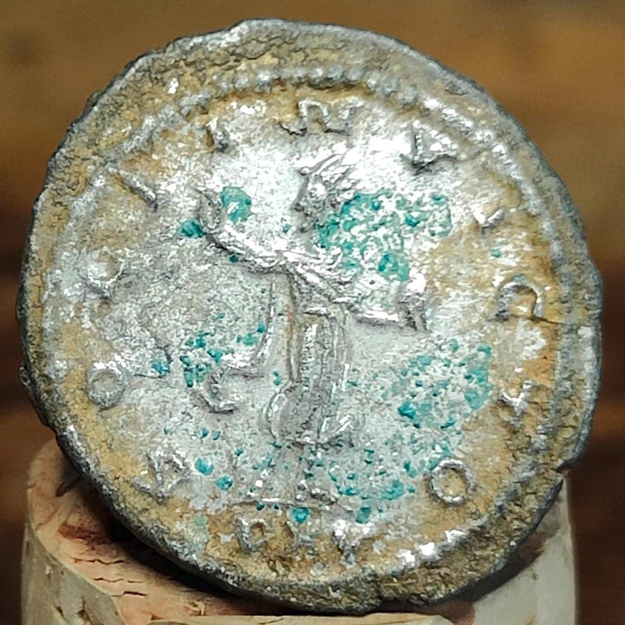 Gallienus Antoninianus, Sol reverse, 3rd century ancient Roman coin - VPUKcoins