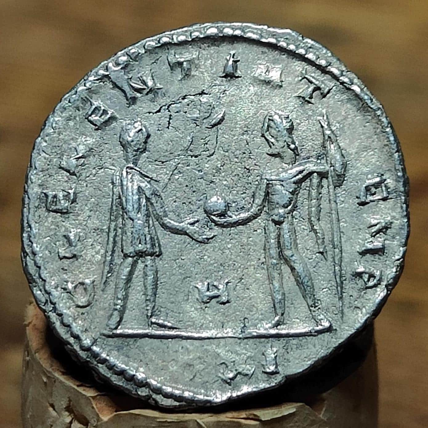 Genuine Roman Antoninianus of Probus, ancient double denarius coin