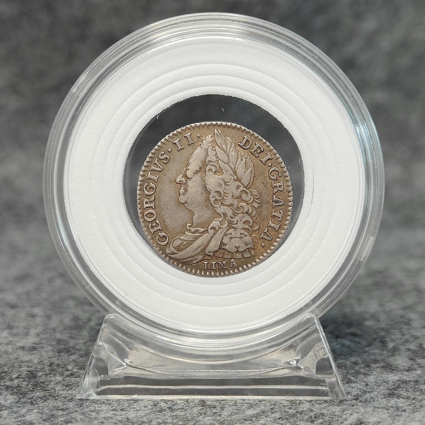 Coin Capsule Display case with stand and foam gasket