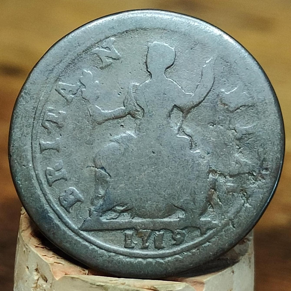 George I Farthing, dated 1719 - Georgian/ US colonial coin