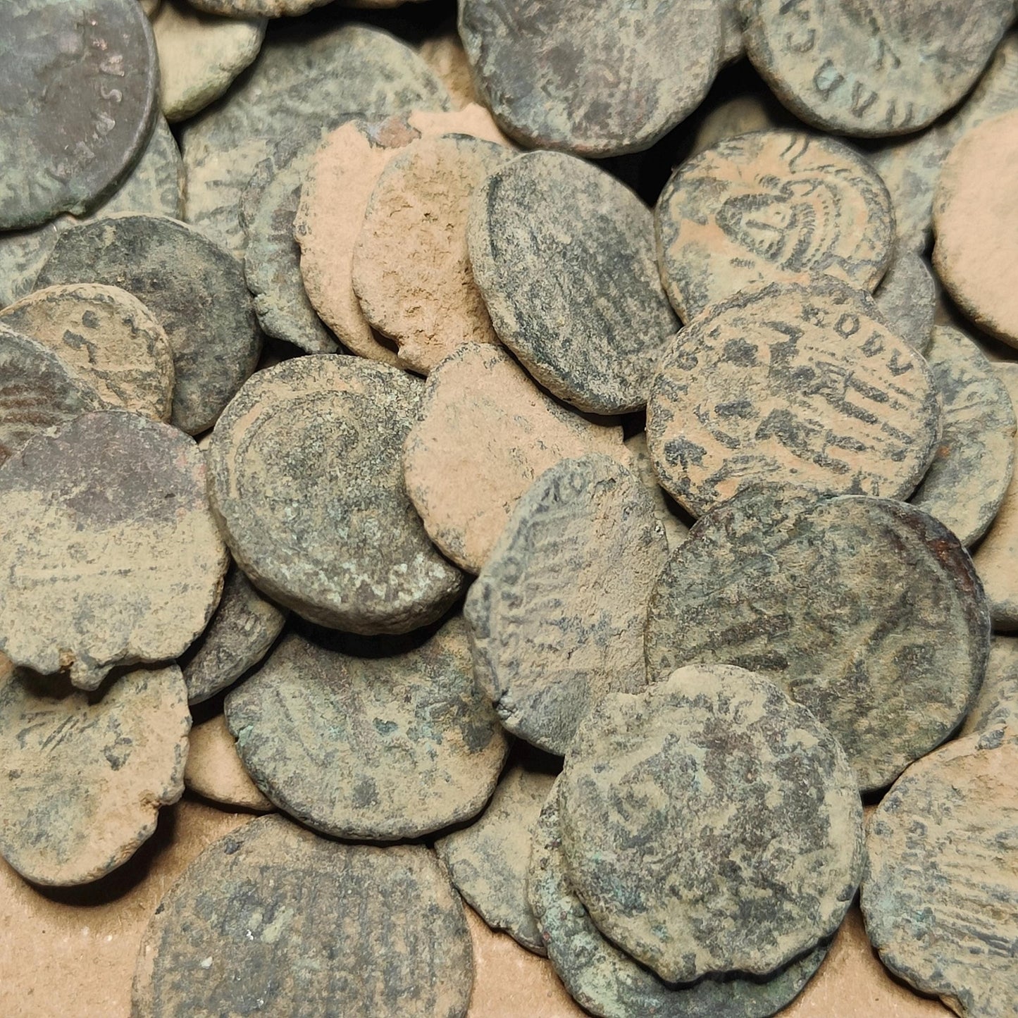 Top grade uncleaned Roman coins, ancient Nummus for restoration - VPUKcoins