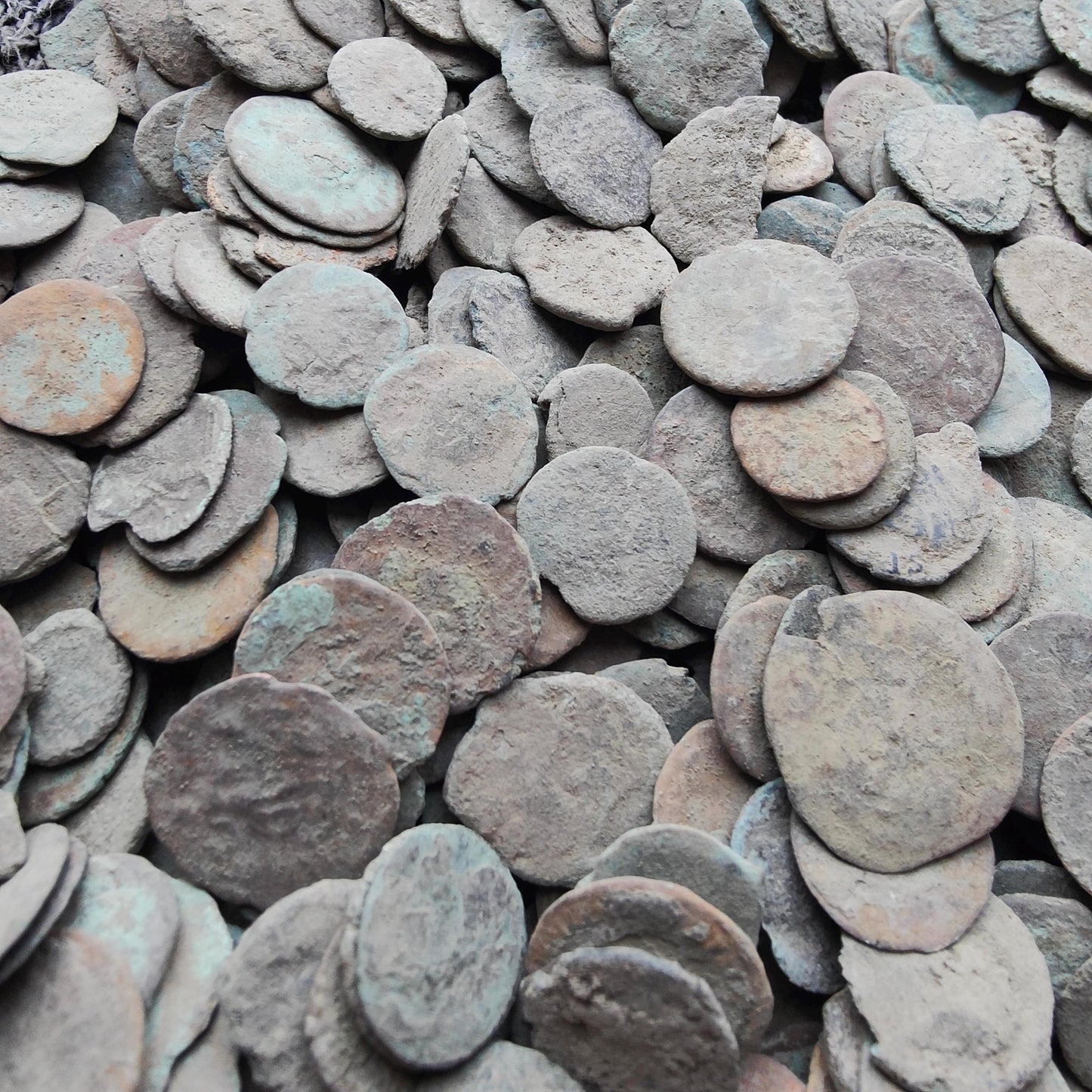 10 Low grade uncleaned Roman coins, ancient Nummus for restoration - VPUKcoins