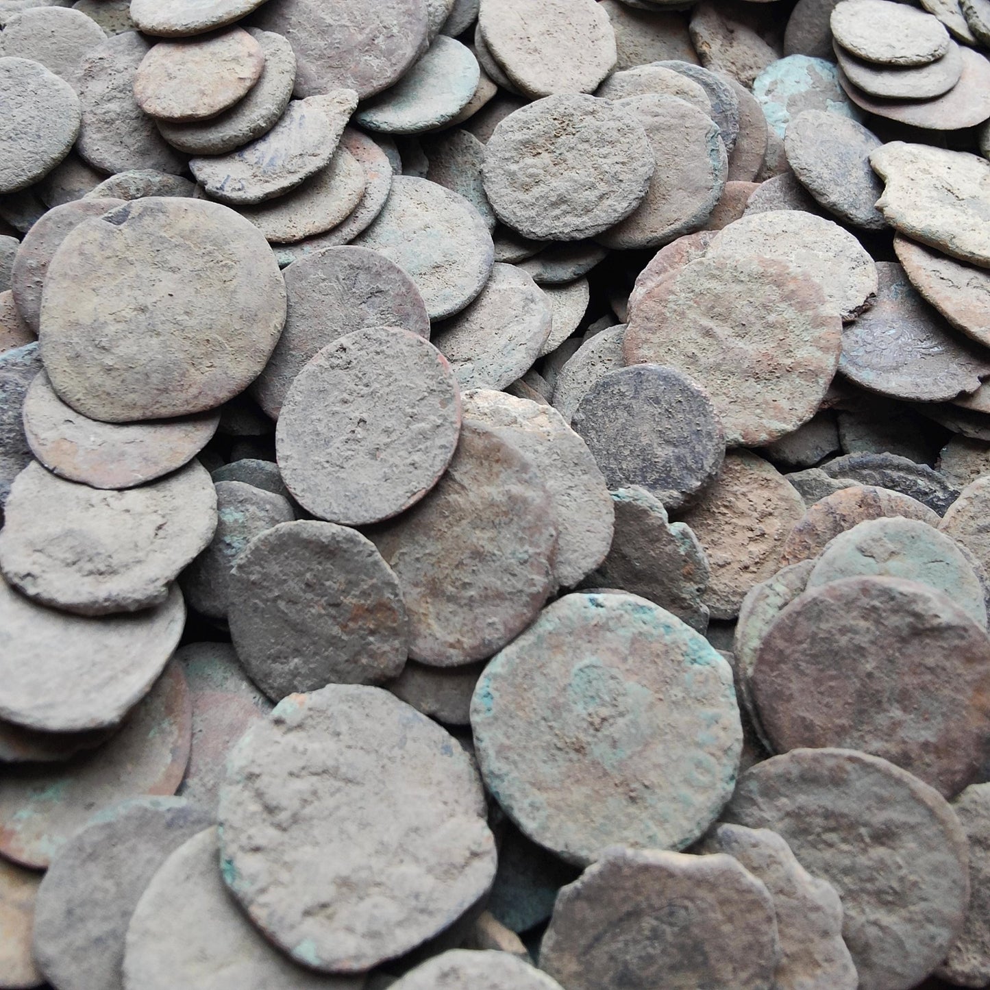 10 Low grade uncleaned Roman coins, ancient Nummus for restoration - VPUKcoins
