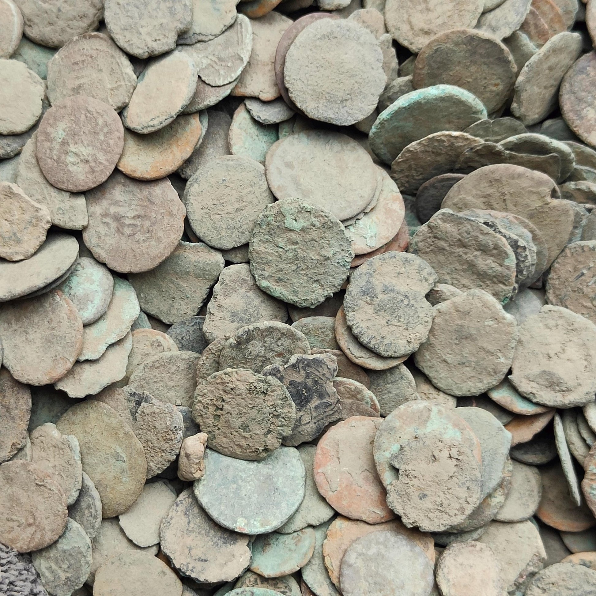 10 Low grade uncleaned Roman coins, ancient Nummus for restoration - VPUKcoins