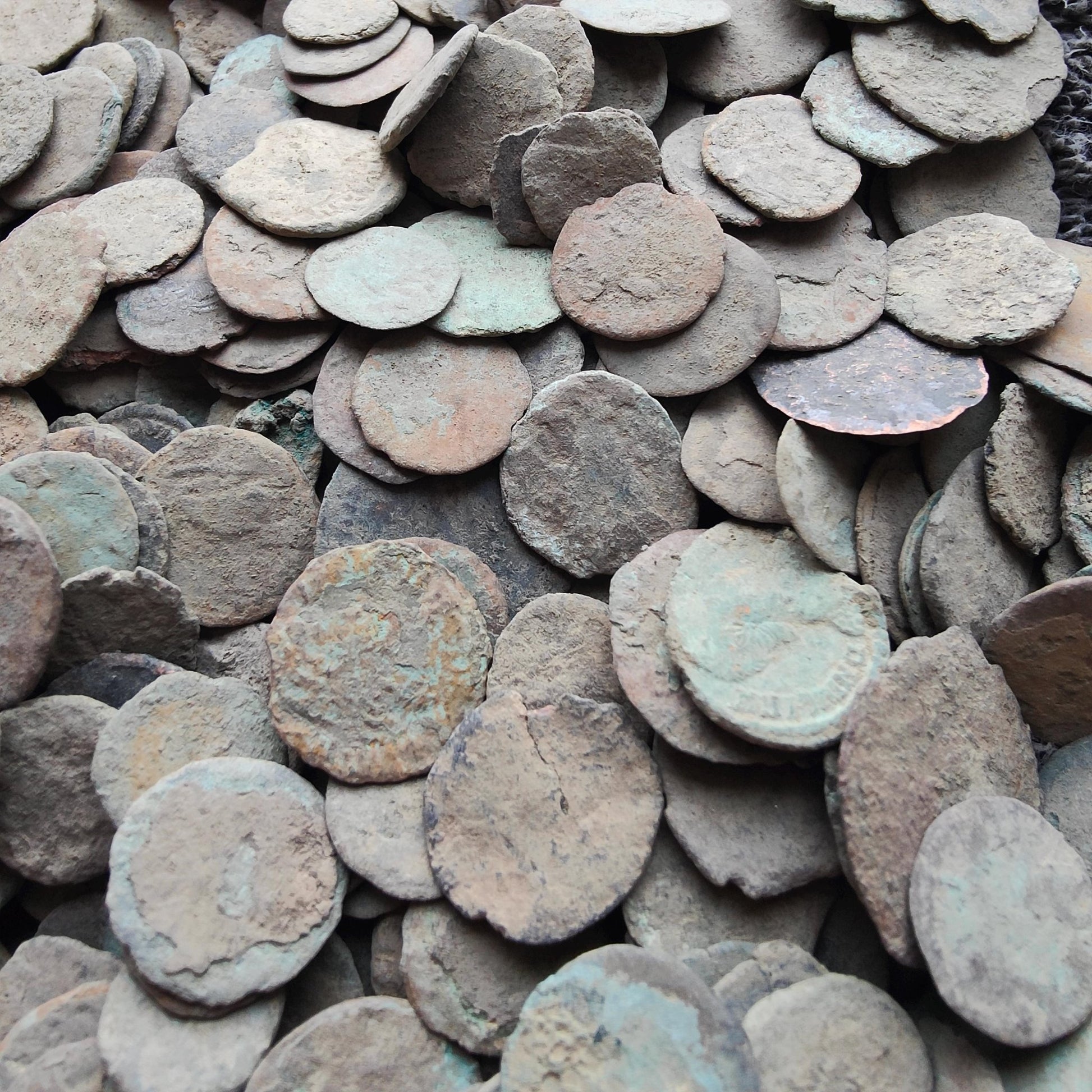 10 Low grade uncleaned Roman coins, ancient Nummus for restoration - VPUKcoins