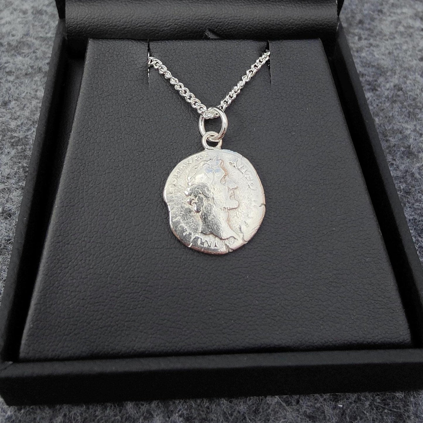 Antoninus pius Silver Denarius pendant and chain, ancient necklace - VPUKcoins
