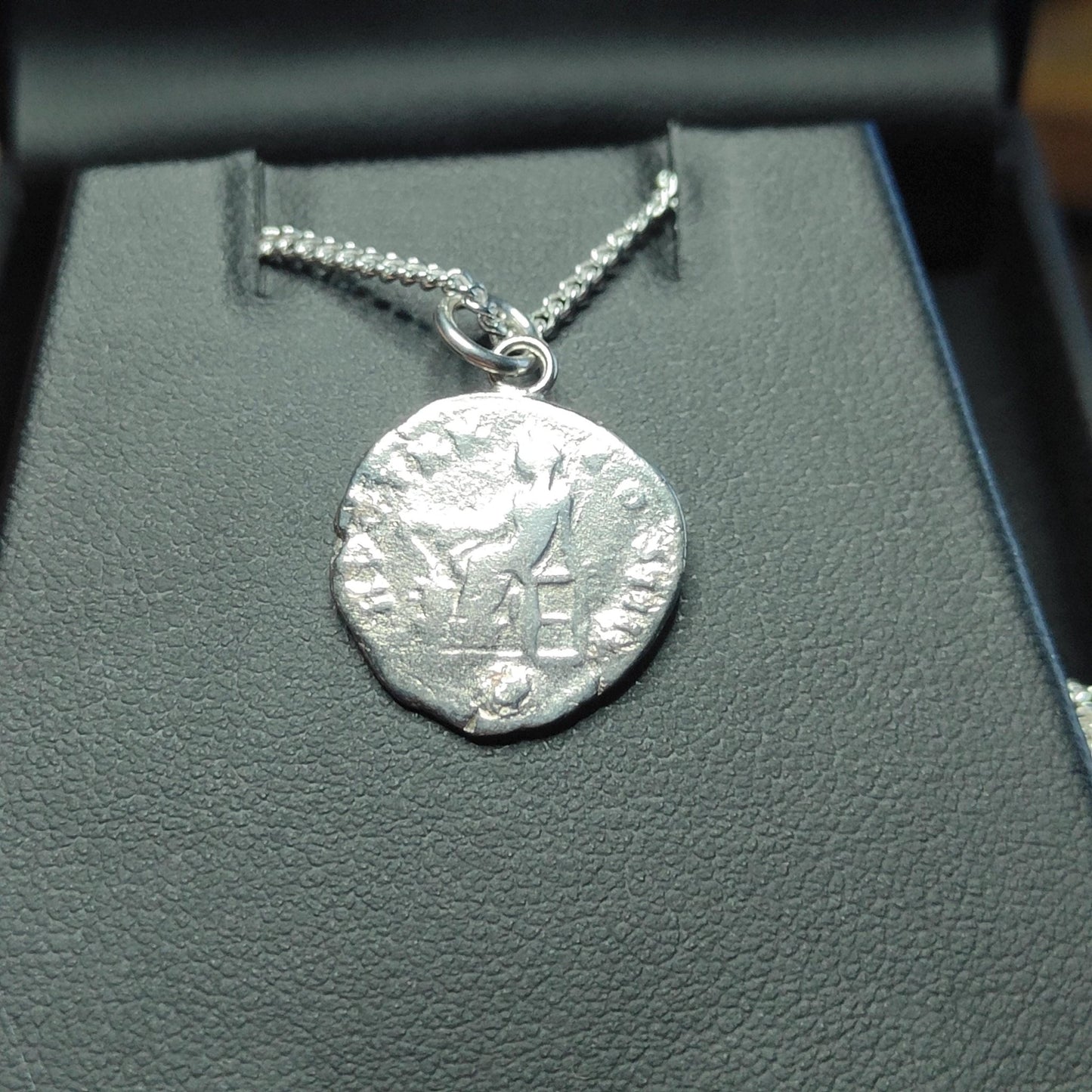 Antoninus pius Silver Denarius pendant and chain, ancient necklace - VPUKcoins