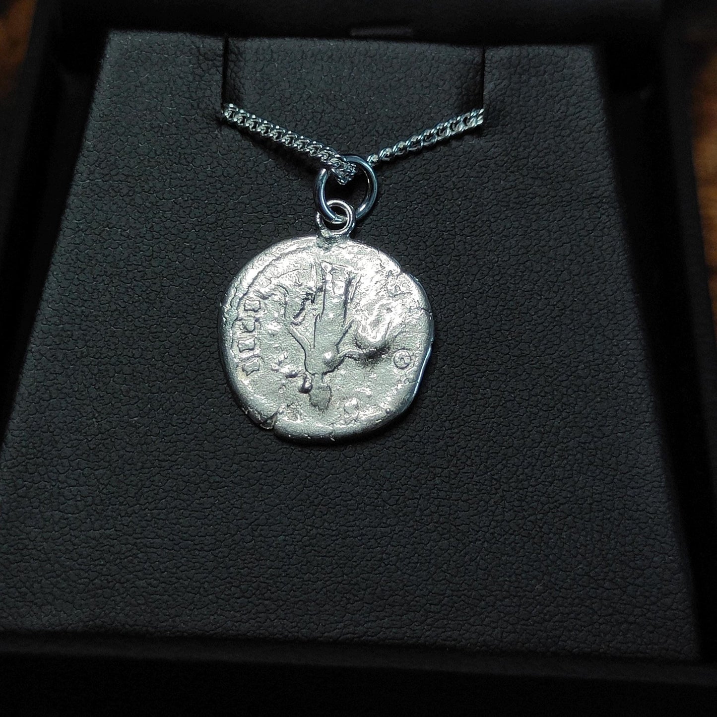 Antoninus pius Silver Denarius pendant and chain, ancient Roman coin necklace - VPUKcoins