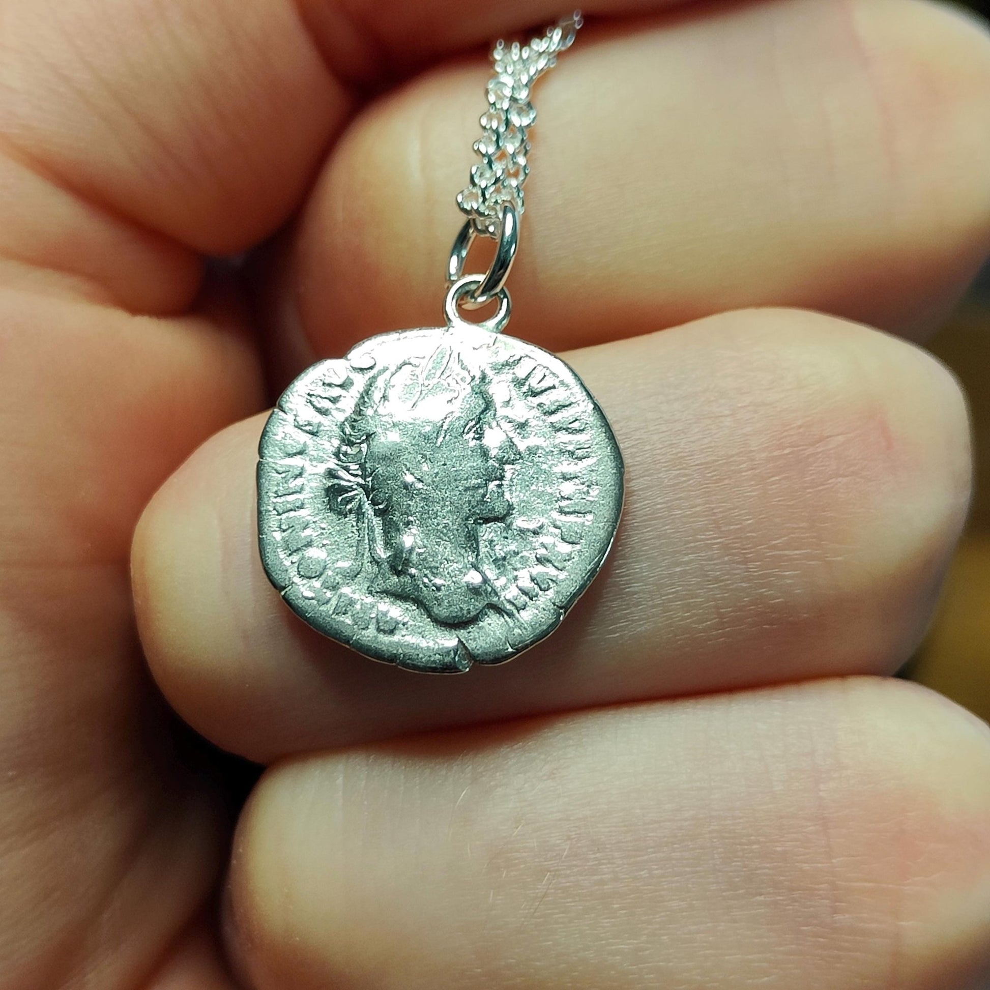 Antoninus pius Silver Denarius pendant and chain, ancient Roman coin necklace - VPUKcoins