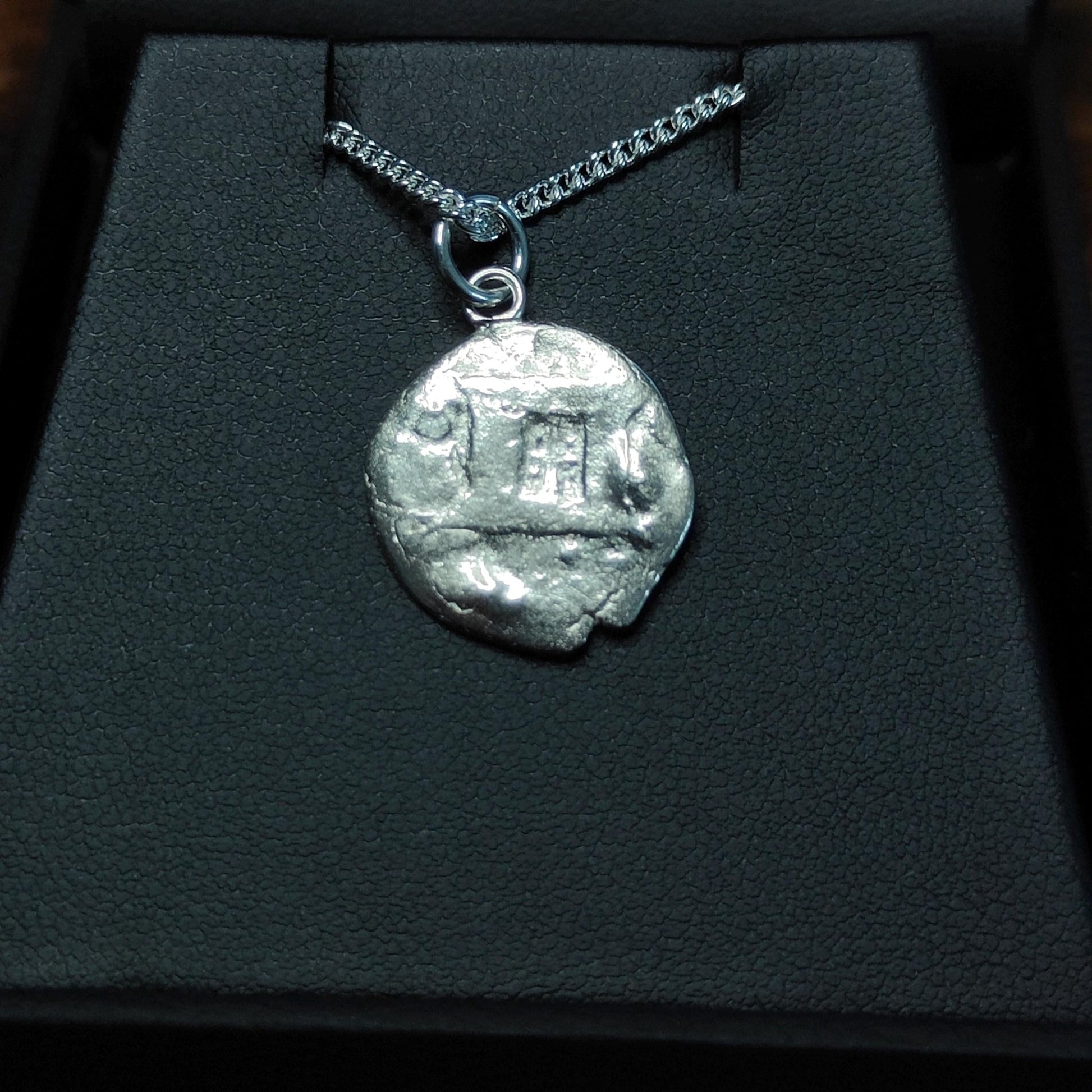 Antoninus pius Silver Denarius pendant and chain, ancient Roman coin necklace - VPUKcoins