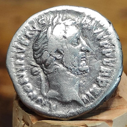 Antoninus Pius Silver Denarius with Liberalitas reverse, Ancient roman coin - VPUKcoins