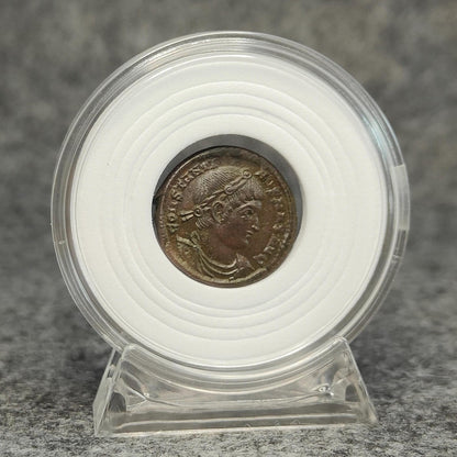 Coin Capsule Display case with stand and foam gasket - VPUKcoins
