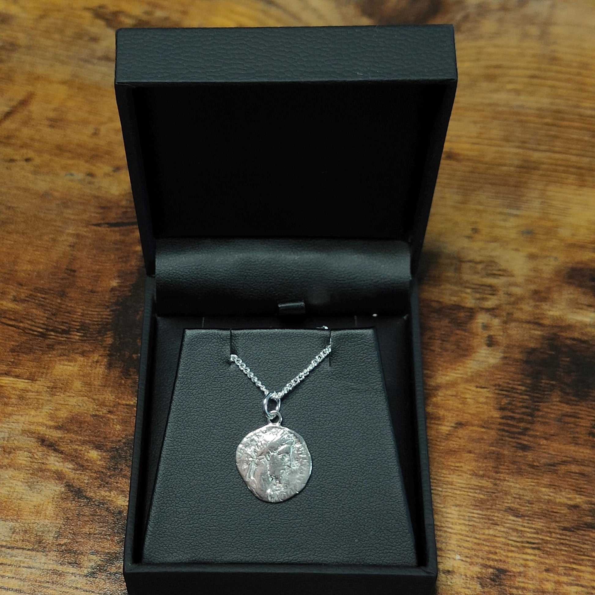 Commodus Silver Denarius pendant and chain, ancient Roman coin necklace - VPUKcoins