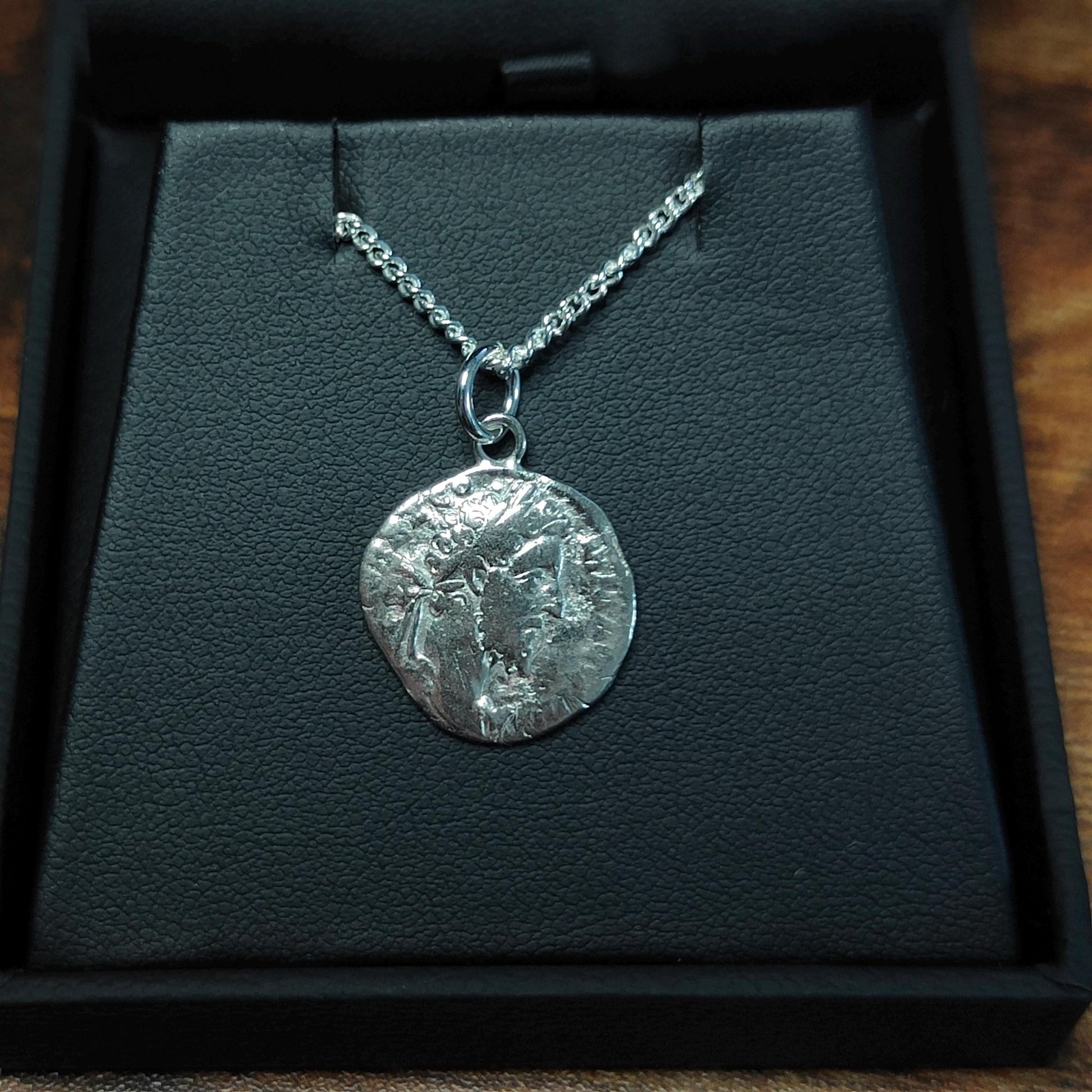 Commodus Silver Denarius pendant and chain, ancient Roman coin necklace - VPUKcoins