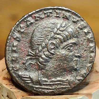 Constantine II coin with Soldiers reverse, high grade ancient roman Nummus - VPUKcoins