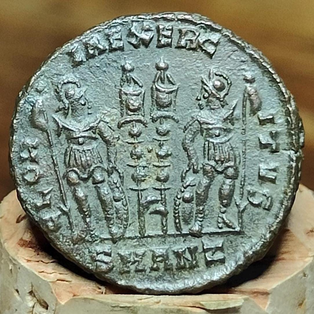 Constantine II Roman coin with Soldiers reverse, AE3, ancient Nummus - VPUKcoins
