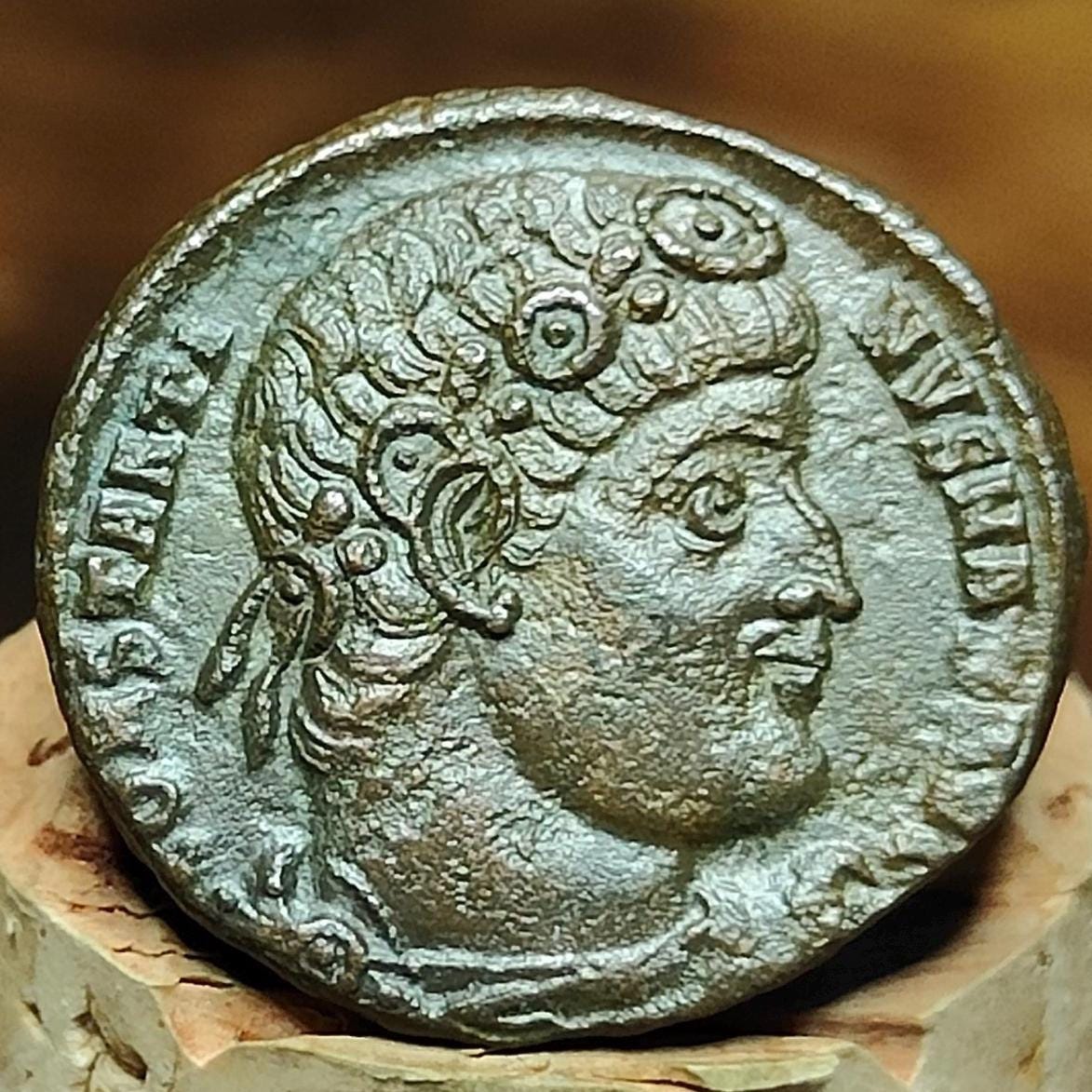 Constantine the great Roman coin with soldiers reverse, 4th century ancient nummus AE3 - VPUKcoins