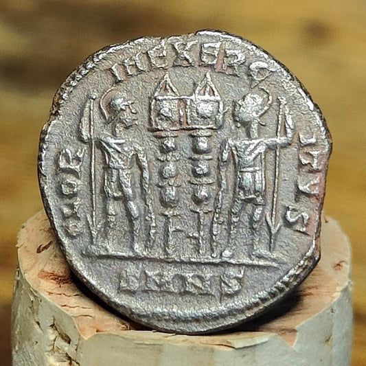 Constantine the great Roman coin with soldiers reverse, 4th century ancient nummus AE3 - VPUKcoins