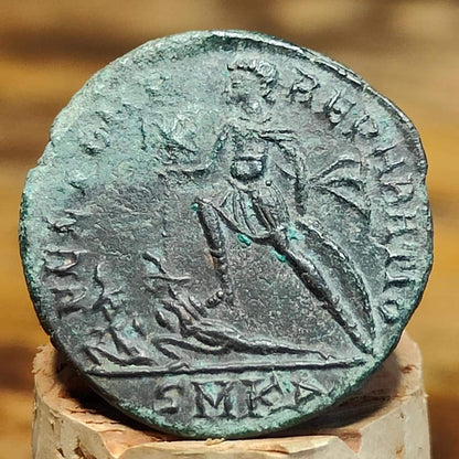 Constantius II Centenionalis with captives reverse, high grade ancient Roman coin - VPUKcoins