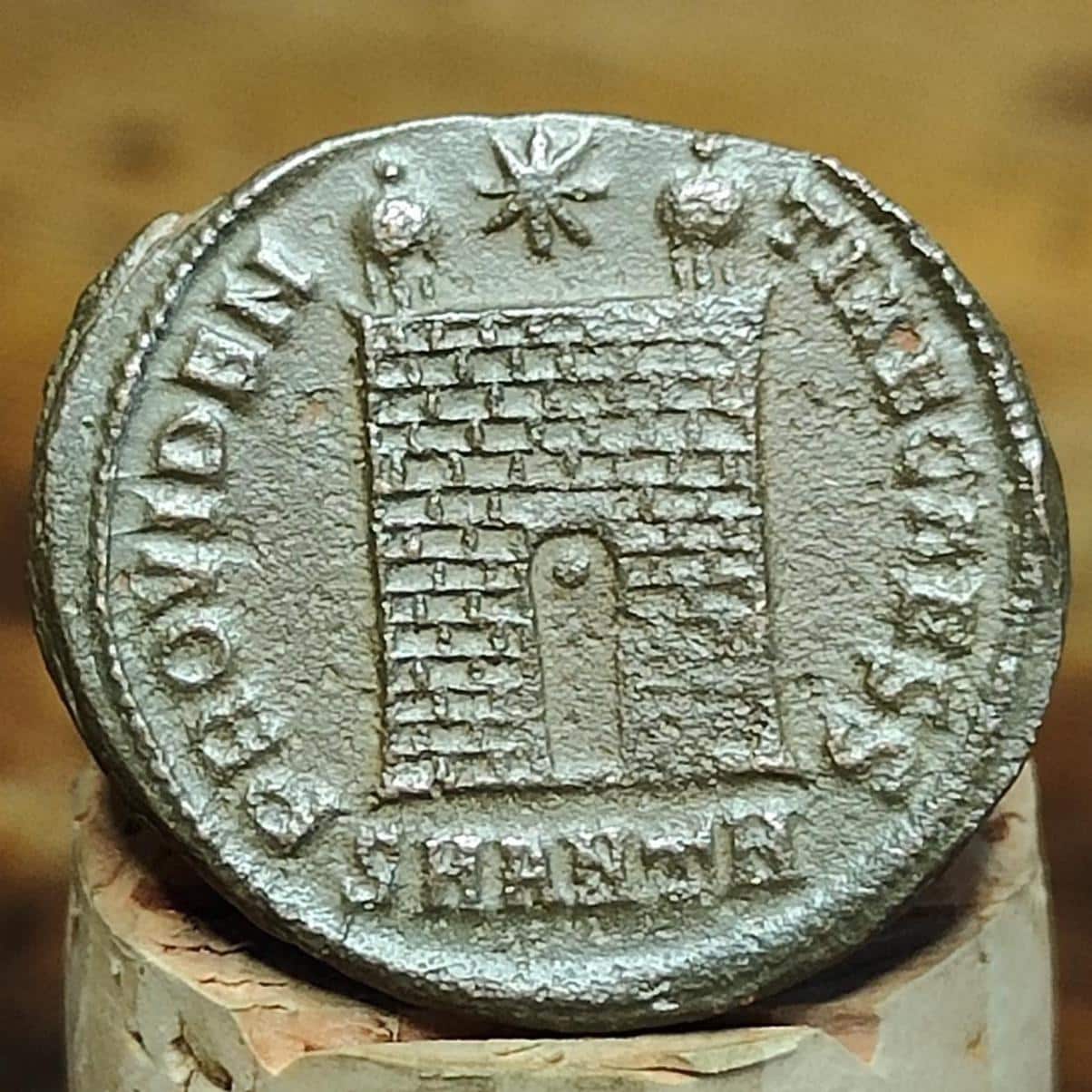 Constantius II Roman coin with camp gate reverse, 324 - 337AD, ancient Nummus - VPUKcoins