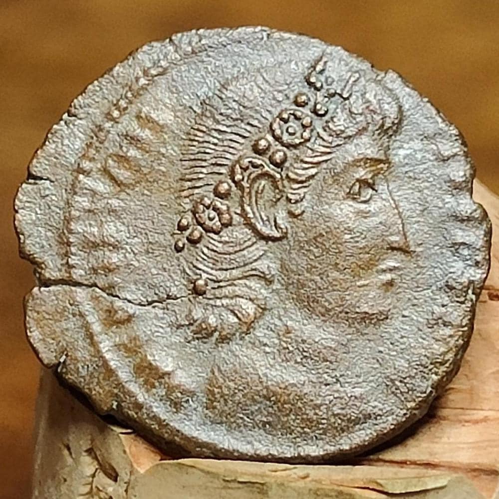 Constantius II Roman coin with votive wreath reverse, high grade ancient Nummus - VPUKcoins