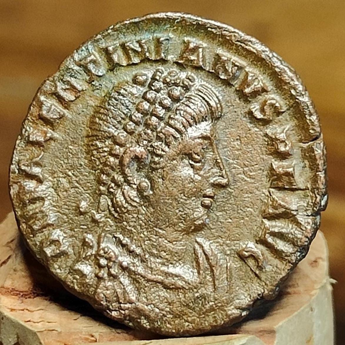 Emperor Valentinian II Roma reverse coin, ancient Roman Nummus AE3 - VPUKcoins