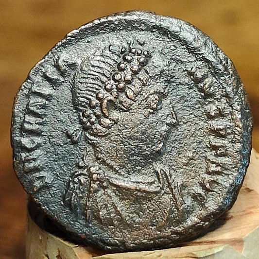 Gratian coin with Roma reverse, high grade ancient Roman nummus - VPUKcoins