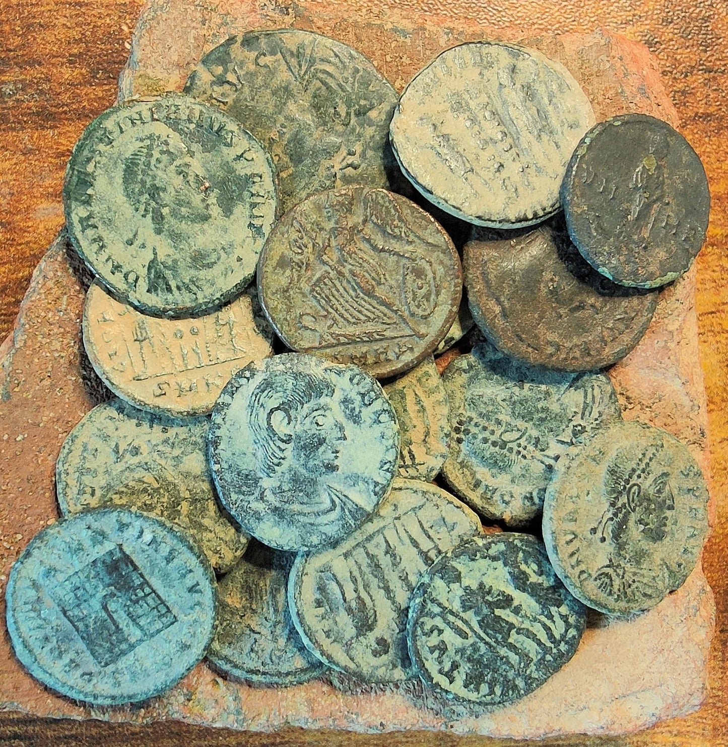 Roman coins, 4th century ancient nummus