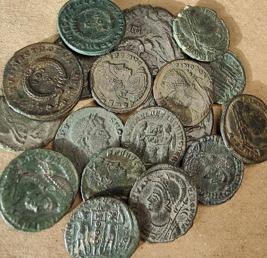 Very Fine Roman coins, 4th century ancient Nummus
