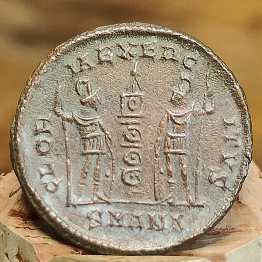 Constantine the great Roman coin with soldiers reverse, 4th century ancient nummus AE3