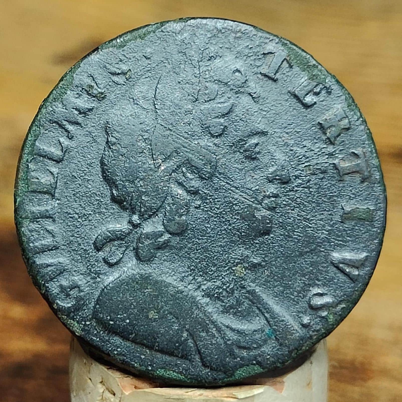 William III half Penny, late 1600s - Georgian/ US colonial coin