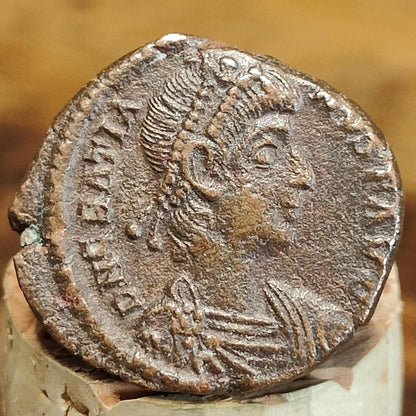 Gratian coin with Concordia reverse, high grade ancient Roman nummus