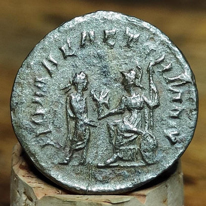 Salonina Roman coin AE3, 3rd century ancient Antoninianus, Roma reverse