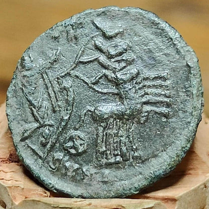 Divus Constantine coin with Chariot reverse, high grade ancient roman Nummus