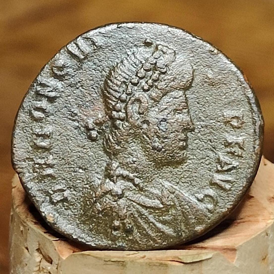 Honorius Roman coin with victory reverse, 4-5th century ancient nummus AE3