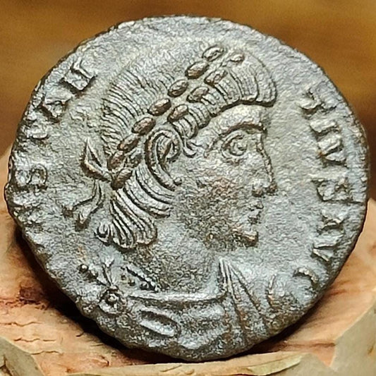 Constantius II Roman coin with Soldiers reverse, AE4, high grade ancient Nummus