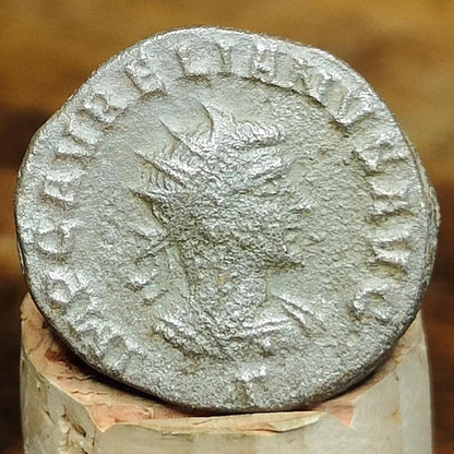 Vabalathus and Aurelian Roman Antoninianus, ancient double denarius coin, 270-272AD.
