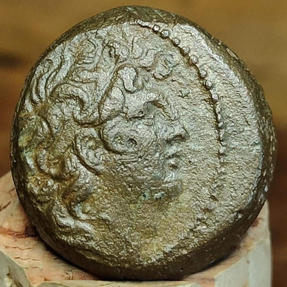 Diodotus Tryphon, Seleukid Kingdom, Macedonian helmet, Ancient Greek coin, 140-138 BC