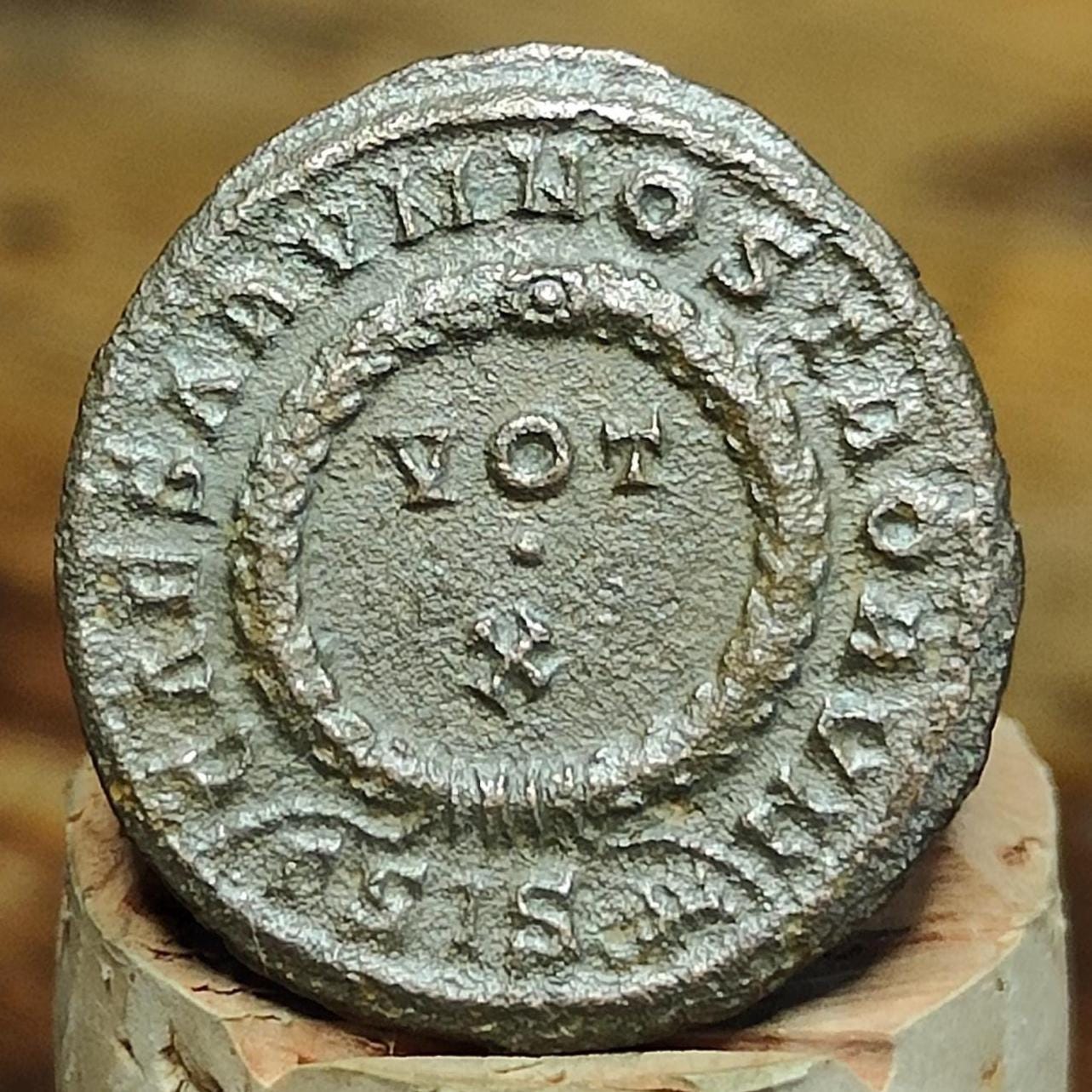 Constantine II Roman coin with votive wreath reverse, 337-340AD, AE3