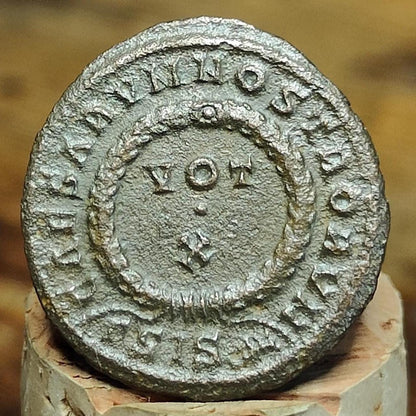 Constantine II Roman coin with votive wreath reverse, 337-340AD, AE3