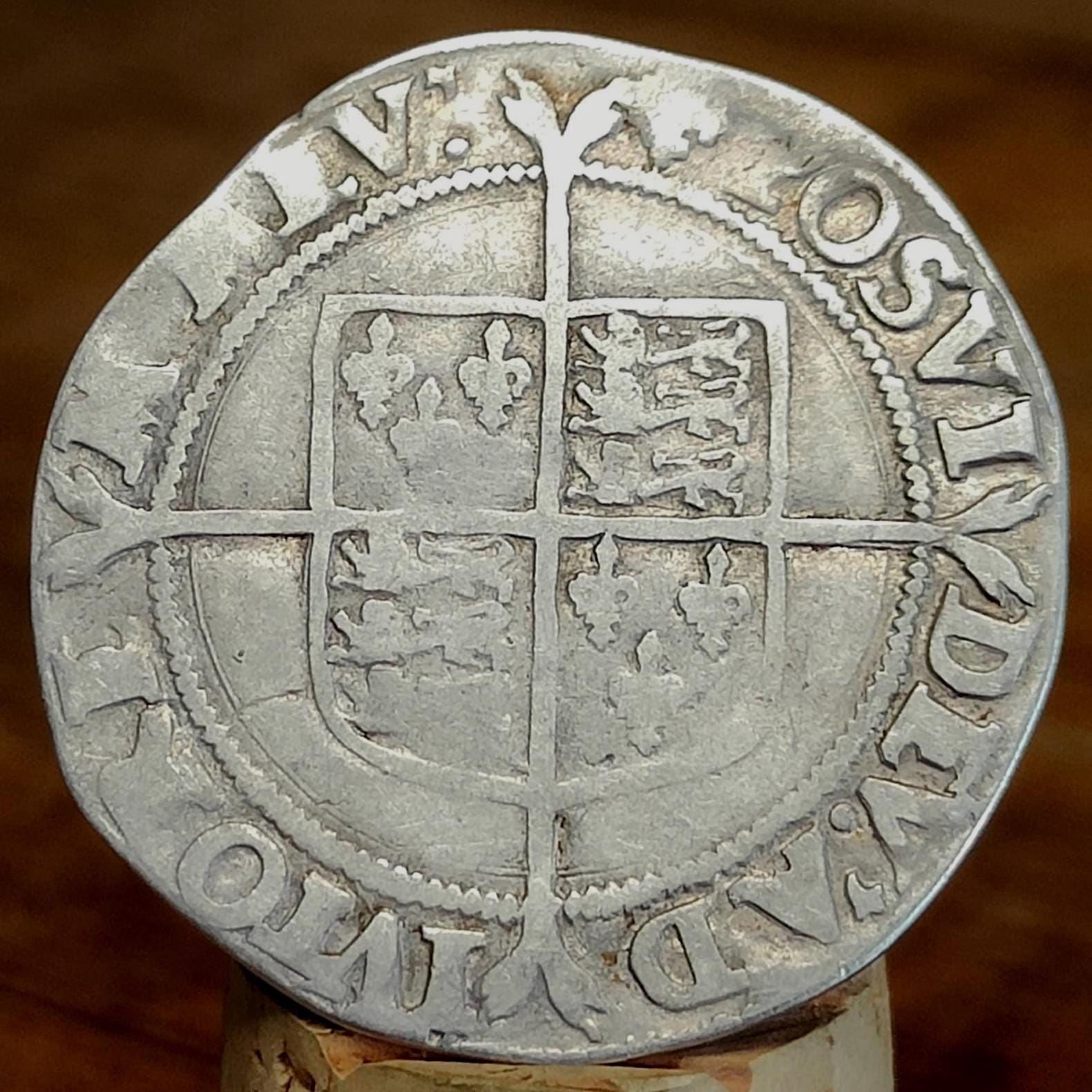 Elizabeth I Shilling from the Battle of Aylesbury Hoard, Tudor hammered silver coin, 1560 - 1561