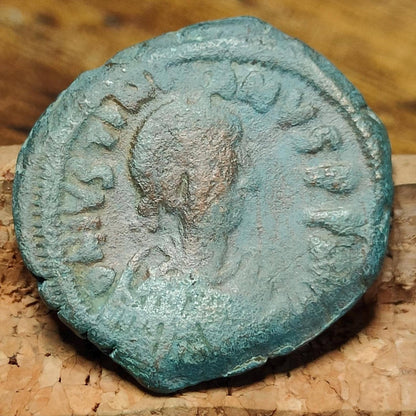 Justinian I Byzantine coin, Authentic Roman Follis 527-565AD, Early Christian