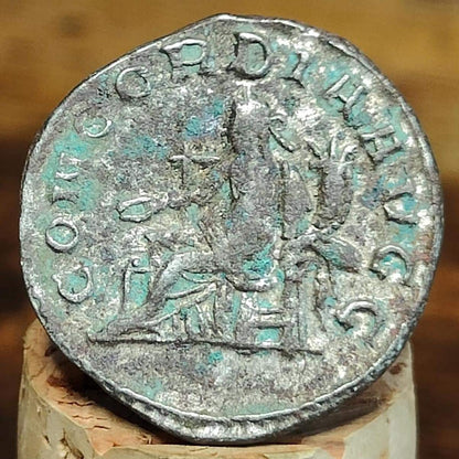 Salonina Antoninianus, Concordia reverse, 3rd century ancient Roman coin