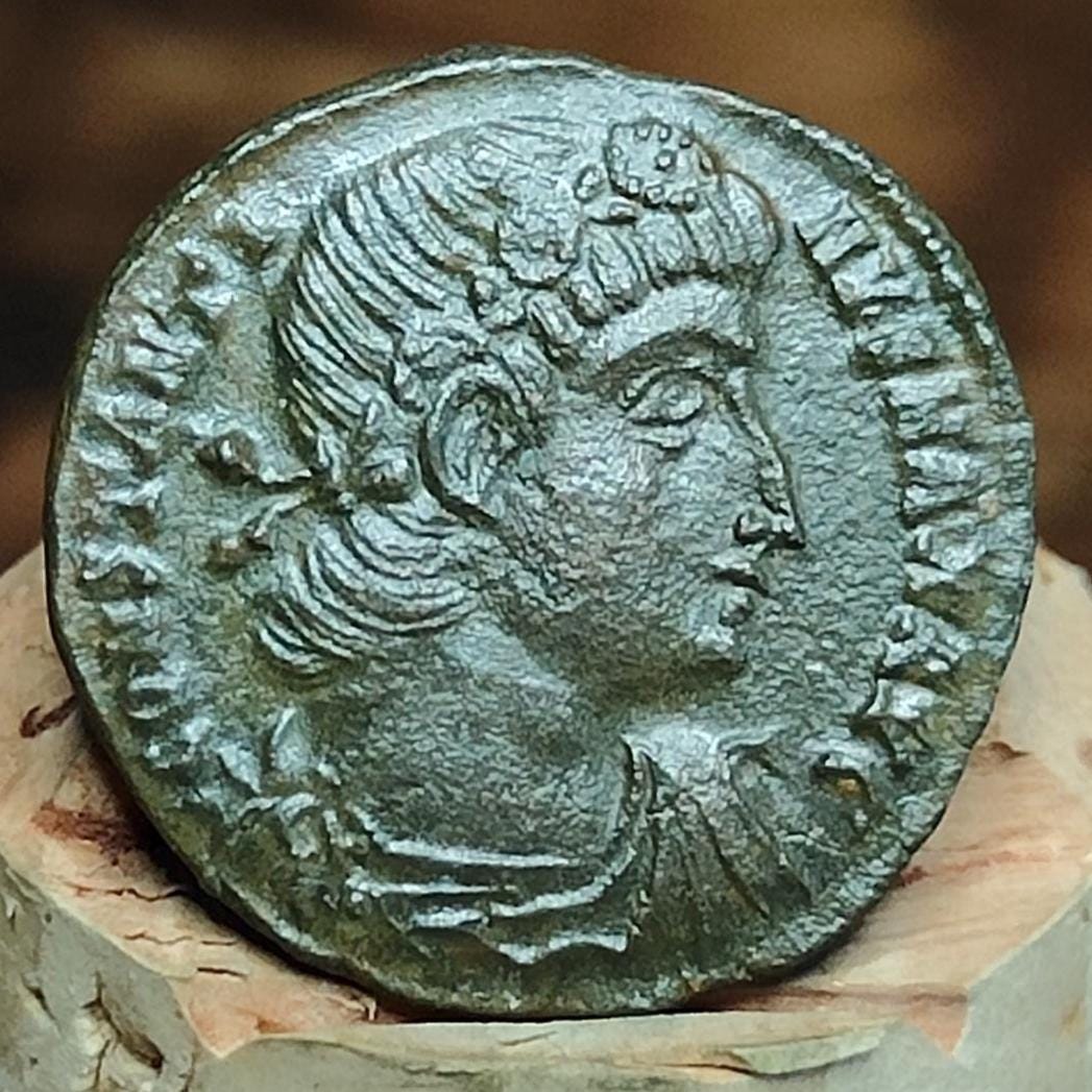 Constantine the Great Roman Coin with Soldiers Reverse, 306-337AD, AE4 nummus
